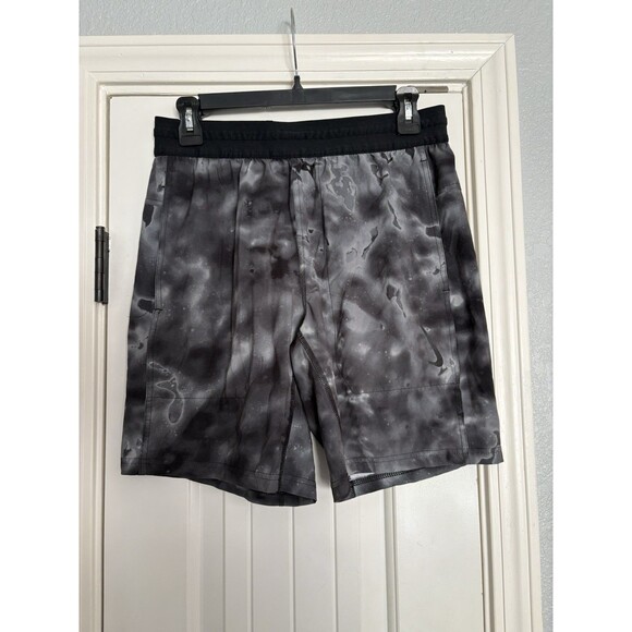Nike Shorts Men Small Gray Flex Yoga Training Standard Fit Stretch Relaxed - Picture 1 of 5